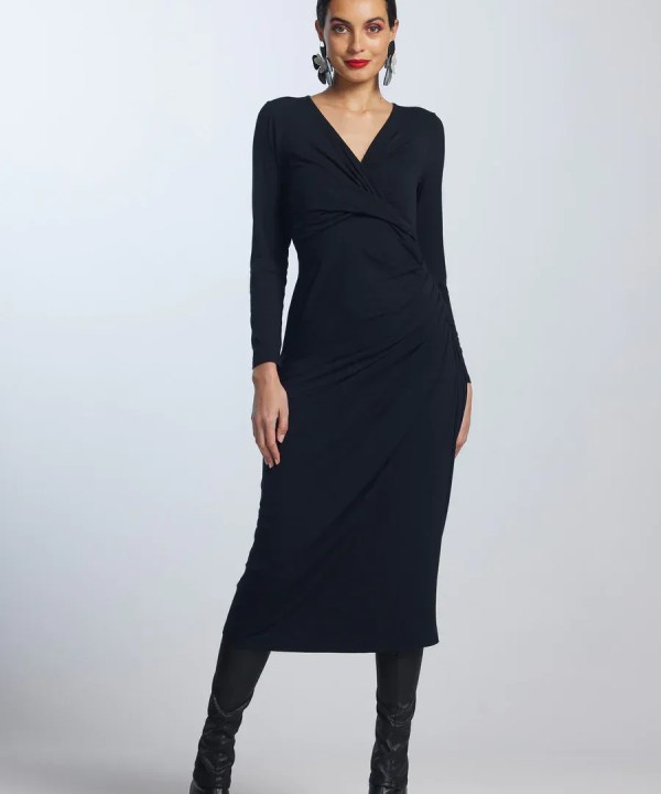 Elegant black wrap dress for women, perfect for evening wear, events, or parties. Made from high-quality fabric with a flattering silhouette and stylish long sleeves.