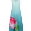 Elegant sleeveless maxi dress featuring a vibrant floral print and a pleated textured fabric, perfect for summer occasions and garden parties.