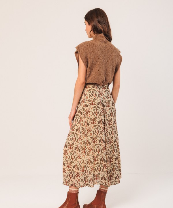 Alternative view of Zarae Skirt