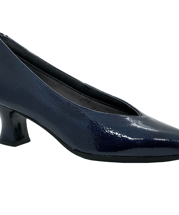 Faye Heels